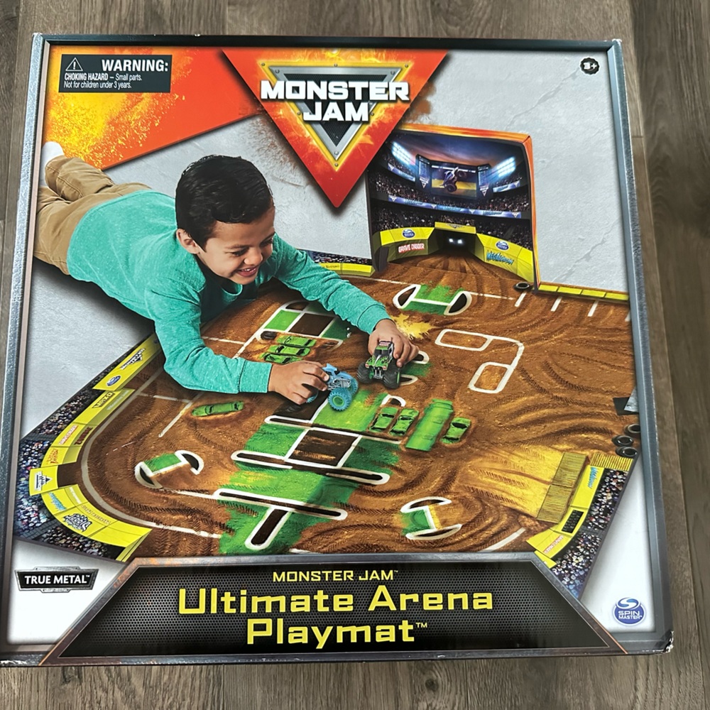 Monster Jam Ultimate Arena Playmat & Storage